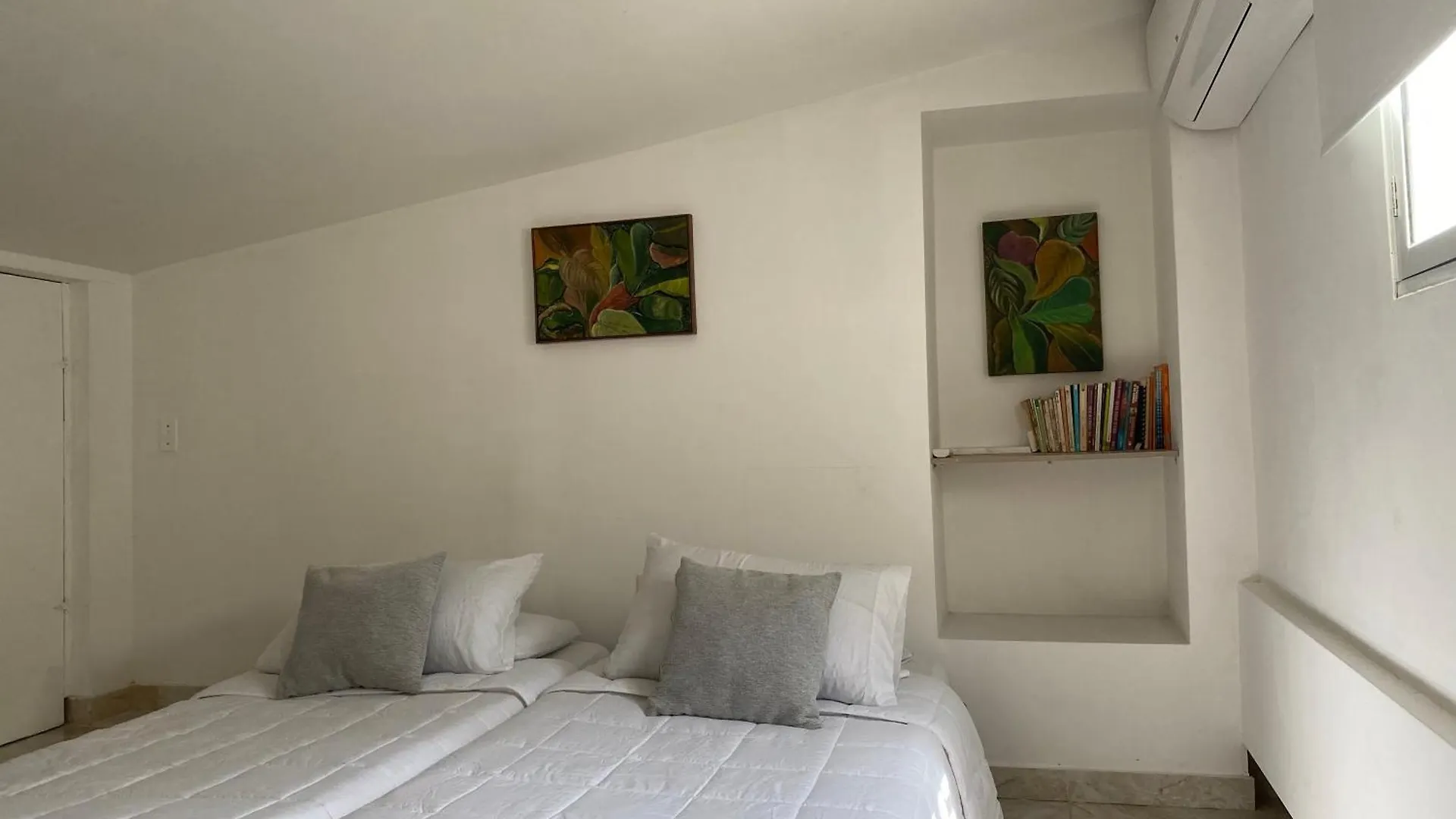 Apartamento En El Ciudad Amurallada Cartagena Apartment